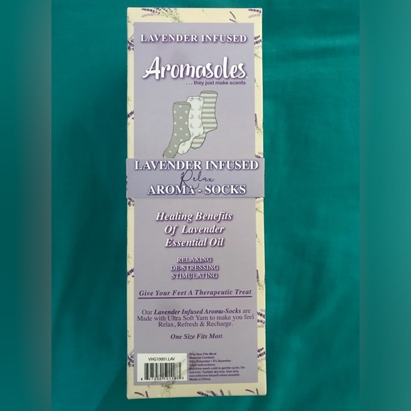 (Aromasoles) Lavender Infused 3 Pack Aroma-Socks - Picture 3 of 3